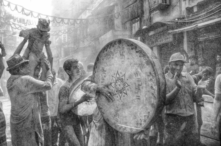 কোলকাতা থেকে বাহরিন